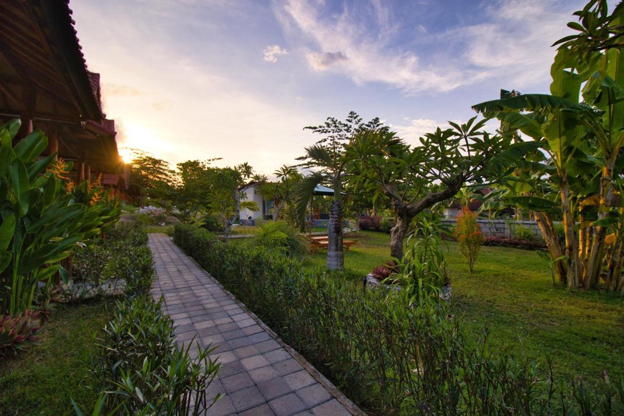 Nata Cottages Ped Ngoại thất bức ảnh